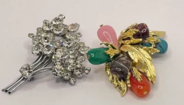 Broches con piedras semipreciosas